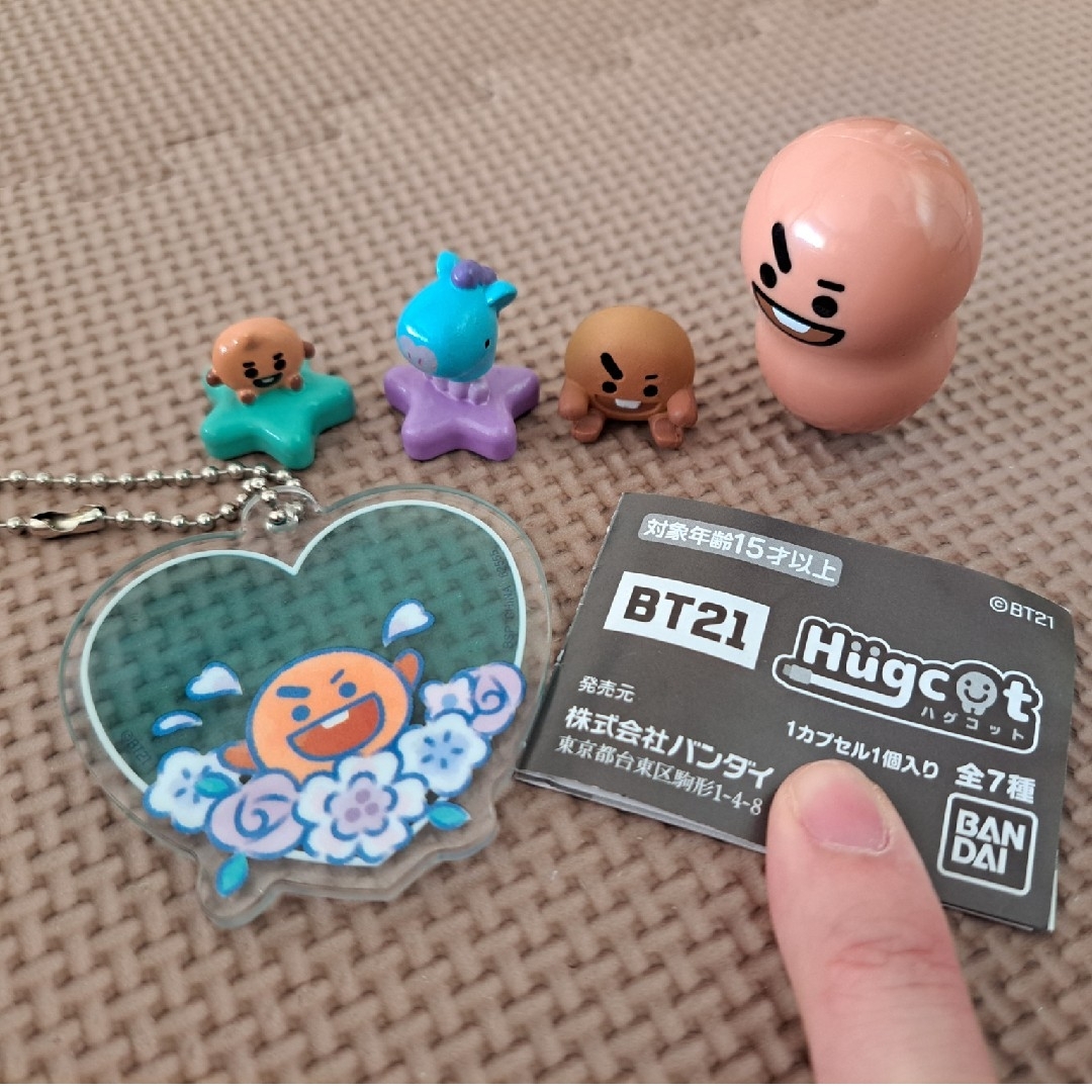 BT21(ビーティーイシビル)の【BT21】shoocy ハグコットなど エンタメ/ホビーのタレントグッズ(アイドルグッズ)の商品写真