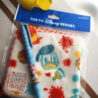 ディズニー(Disney)の【新品未使用】ドナルドダック ハンカチ ボールペンSET(ハンカチ)