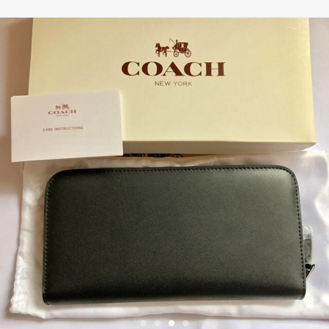 COACH(コーチ)の新品★COACHコーチ★ディズニー75周年数量限定ミッキー★長財布 レディースのファッション小物(財布)の商品写真