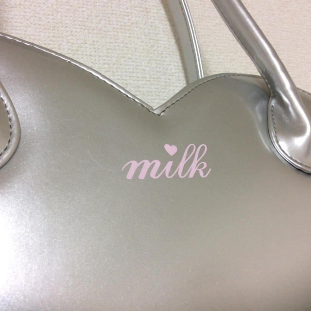 MILK(ミルク)のMILK ハートバッグ シルバー レディースのバッグ(ハンドバッグ)の商品写真