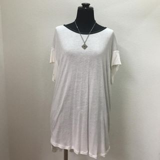 ザラ(ZARA)の【新品】 ZARA カットソー　バックジップ(Tシャツ(半袖/袖なし))