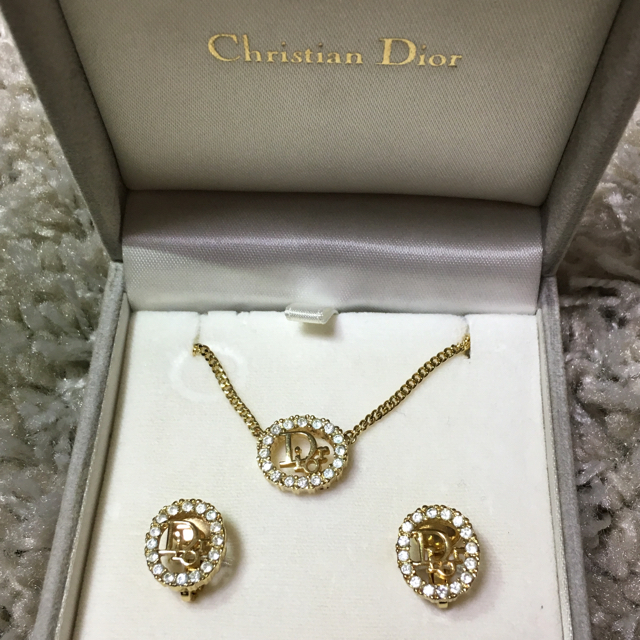 新品 Dior ネックレス イヤリング セット