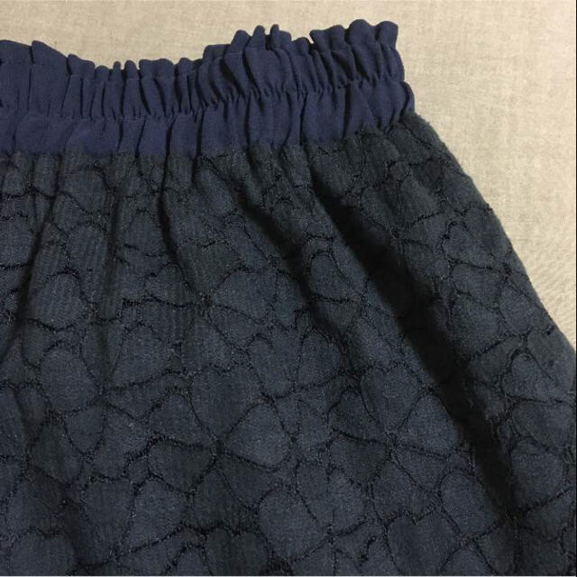 ASTORIA ODIER(アストリアオディール)の ✳︎ゆきさま専用✳︎お花レーススカート2点 レディースのスカート(ひざ丈スカート)の商品写真
