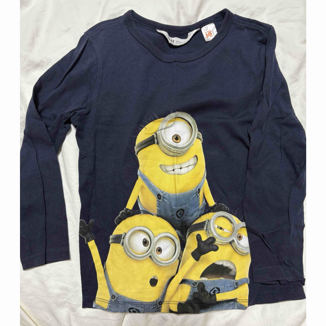 H&M(エイチアンドエム)のH&M ミニオン 長袖ロンT キッズ/ベビー/マタニティのキッズ服男の子用(90cm~)(Tシャツ/カットソー)の商品写真