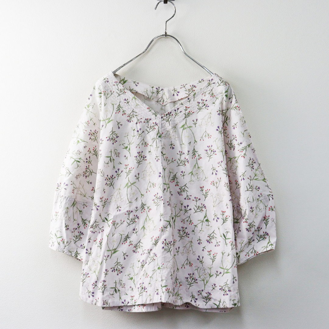 nest Robe(ネストローブ)の2021SS ネストローブ nest Robe 轟木節子 UpcycleLino flowers ブラウス F＼ピンク リネンコットン フラワー 花柄 コラボ【2400014634778】 レディースのトップス(シャツ/ブラウス(長袖/七分))の商品写真