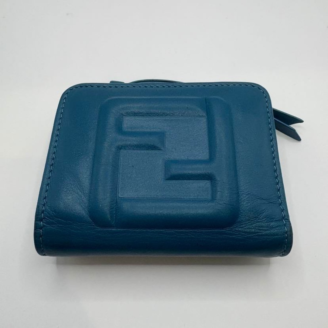 FENDI(フェンディ)のFENDI フェンディ FFキューブ 二つ折り財布 ブルー レディースのファッション小物(財布)の商品写真