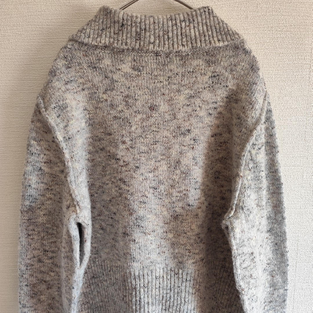 ZARA(ザラ)の*ZARA* ザラ サイズL アウター セーター ニット ショート丈 ゆったり レディースのトップス(ニット/セーター)の商品写真