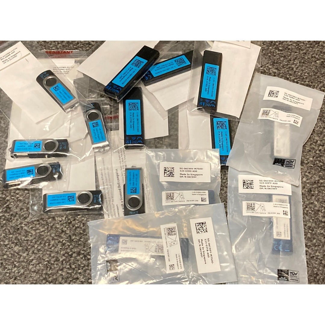 DELL(デル)のDell Windows10 Pro 64bit 未使用リカバリUSB×50個 スマホ/家電/カメラのPC/タブレット(その他)の商品写真