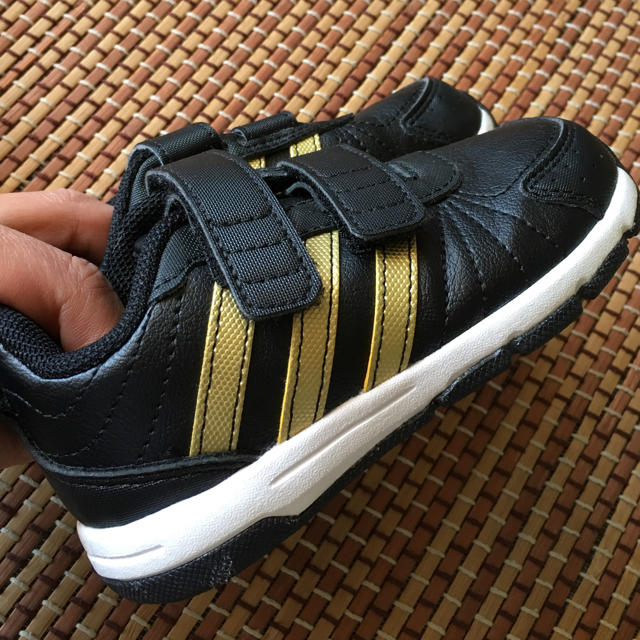 adidas(アディダス)のベビー靴 サイズ14cm キッズ/ベビー/マタニティのベビー靴/シューズ(~14cm)(スニーカー)の商品写真