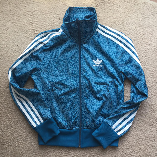 adidas(アディダス)の最終値下げ！アディダスジャケット レディースのジャケット/アウター(その他)の商品写真