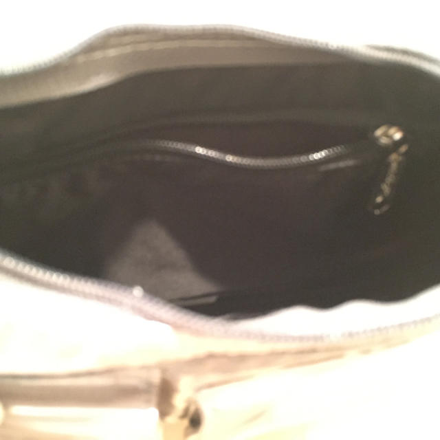 LeSportsac(レスポートサック)の新品未使用品 レスポートサック ショルダーバッグ  メタルピンク レディースのバッグ(ショルダーバッグ)の商品写真