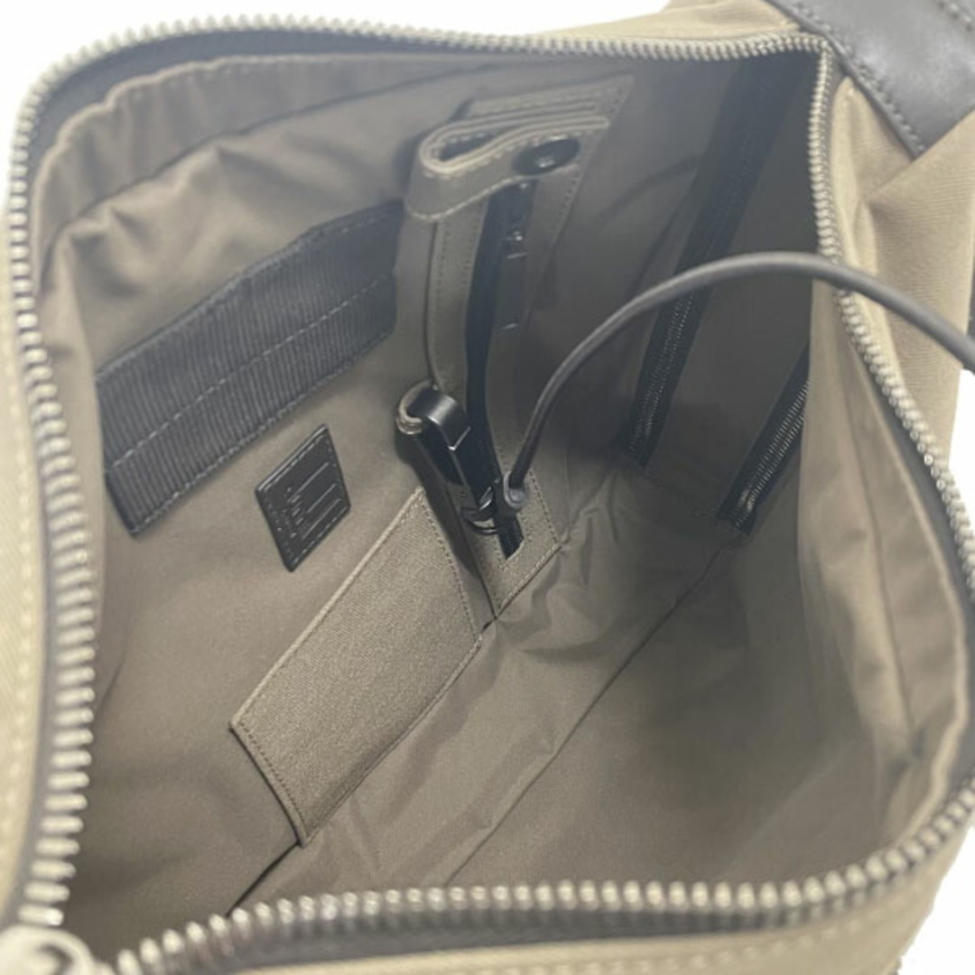 Dunhill(ダンヒル)のダンヒル ショルダーバッグ ヘイスト メッセンジャーバッグ コットンキャンバス レザー 革 カーキ系 ダークブラウン 濃茶 こげ茶 dunhill クロスボディー 斜め掛け バッグ バック カバン 鞄 メンズ 紳士 男性 HEIST【中古】 レディースのバッグ(ショルダーバッグ)の商品写真