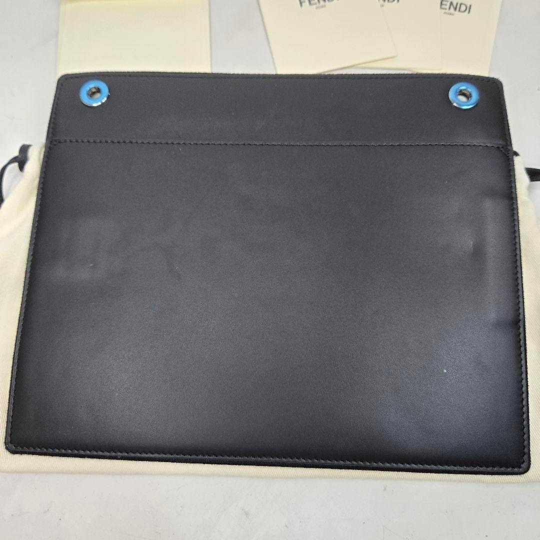 FENDI(フェンディ)のタグ付き未使用 FENDI クラッチバッグ ウール&レザー ズッカ柄 レディースのバッグ(クラッチバッグ)の商品写真