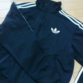 アディダス(adidas)のadidas / 人気ジャージ (Tシャツ(長袖/七分))