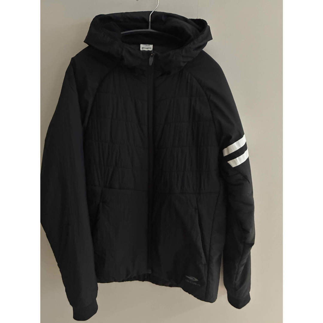 TIGORA(ティゴラ)のティゴラ メンズ テニス ウインドブレーカー 中綿ジャケット サーモライト L メンズのジャケット/アウター(ナイロンジャケット)の商品写真