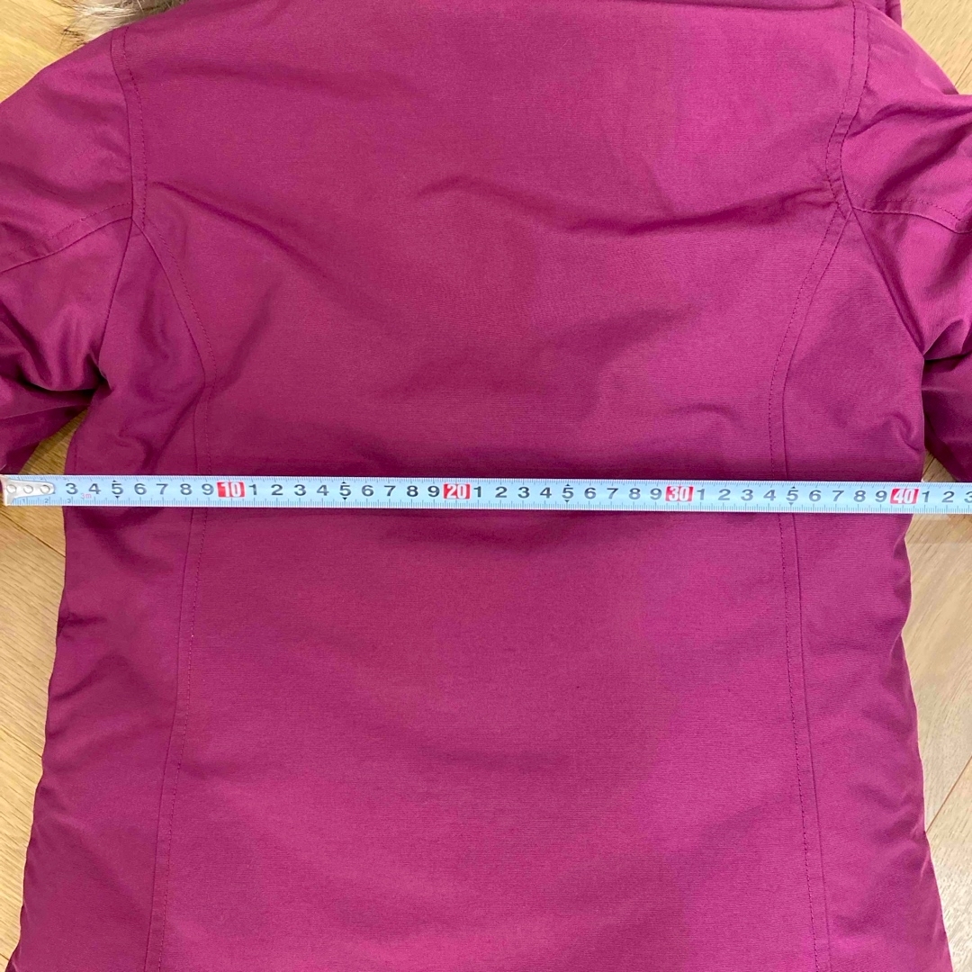 WOOLRICH(ウールリッチ)のウールリッチ キッズ ダウン 120 130 サイズ8 ワンピース パンツ にも キッズ/ベビー/マタニティのキッズ服女の子用(90cm~)(コート)の商品写真