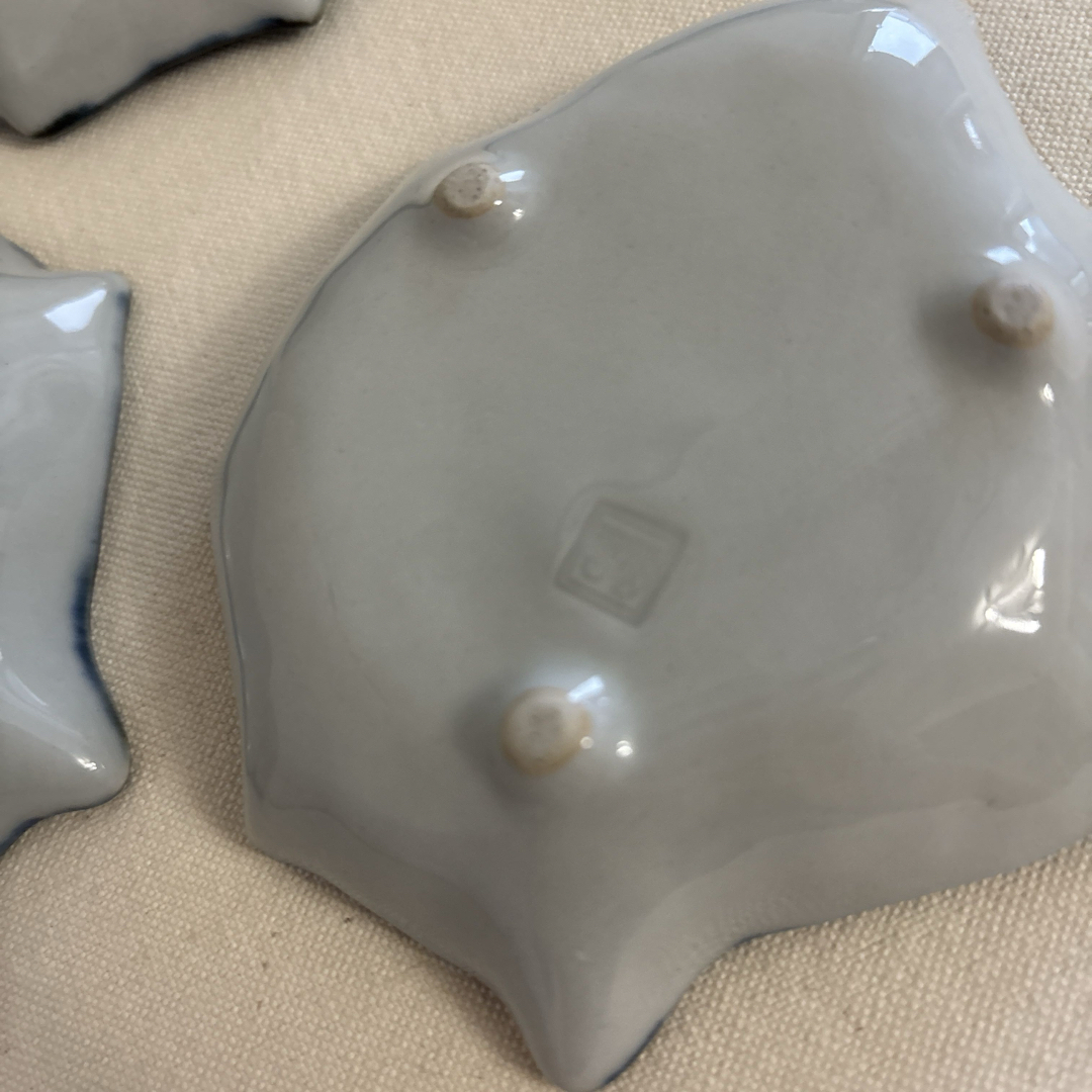 有田焼(アリタヤキ)の最終価格‼︎有田焼 松雲窯 松雲作 皿 小皿  紅葉皿 染付 手描き 5枚セット  インテリア/住まい/日用品のキッチン/食器(食器)の商品写真