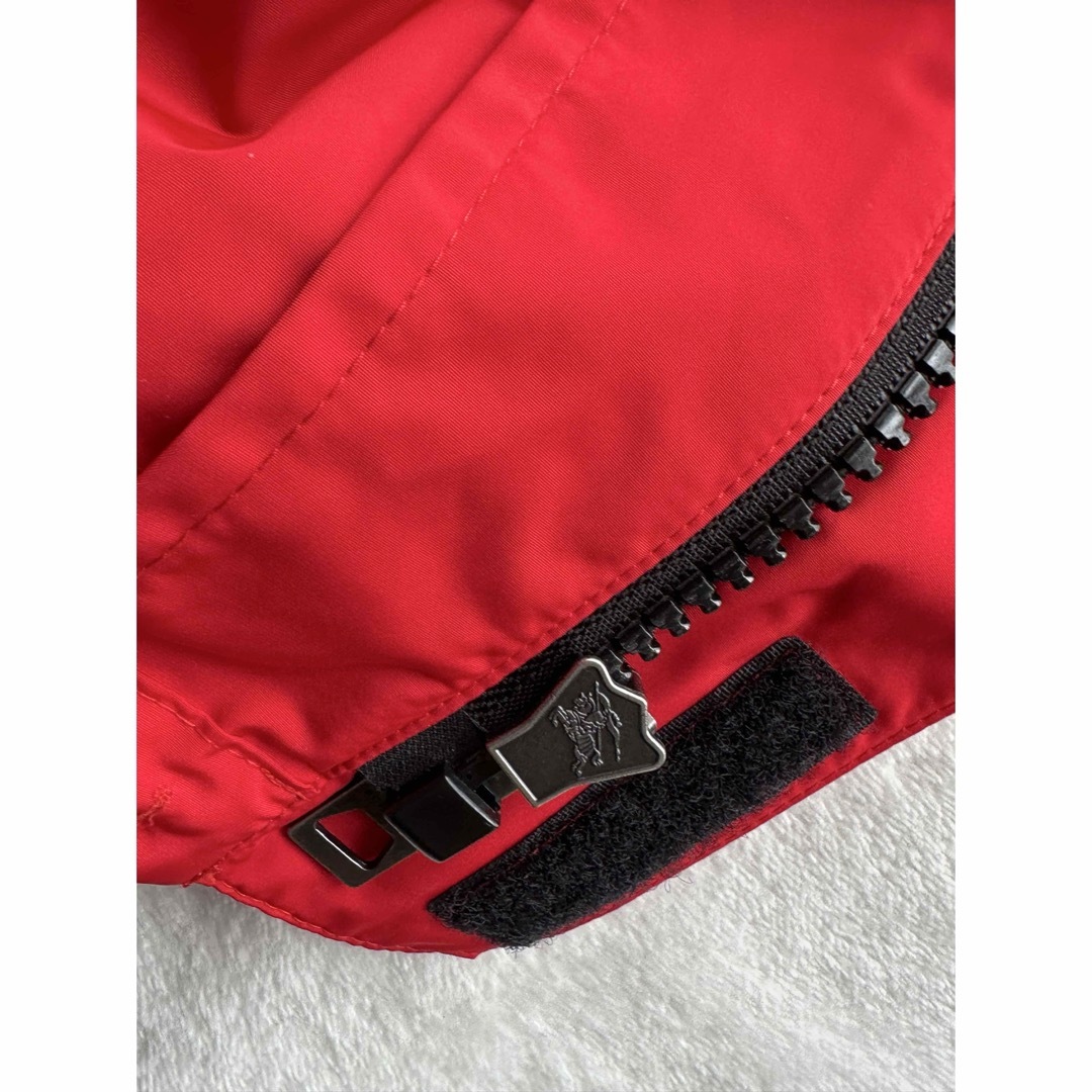 BURBERRYバーバリー フード付きジャケット レッド8y 135cm