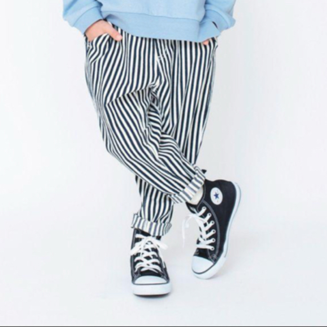 Branshes(ブランシェス)のブランシェス ガーデナーテーパードパンツ 100cm ストライプ キッズ/ベビー/マタニティのキッズ服男の子用(90cm~)(パンツ/スパッツ)の商品写真