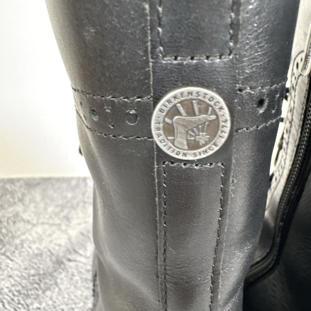 BIRKENSTOCK(ビルケンシュトック)のビルケンシュトック ララミー ウィングチップ レザー レースアップブーツ 24 レディースの靴/シューズ(ブーツ)の商品写真