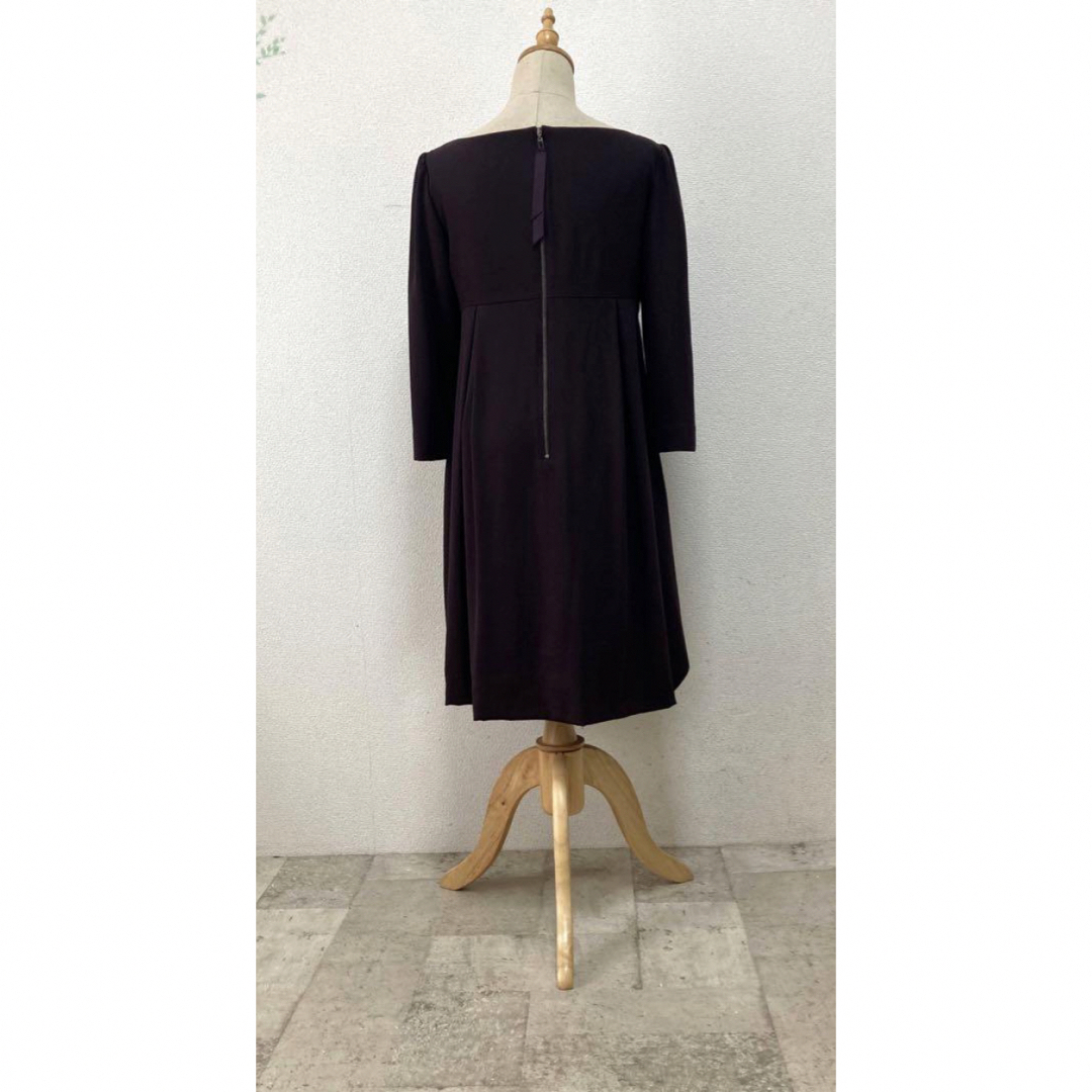 FOXEY NEW YORK(フォクシーニューヨーク)のフォクシーニューヨーク とろみ素材バルーンワンピース 42ボルドー 手洗い可能 レディースのワンピース(ひざ丈ワンピース)の商品写真