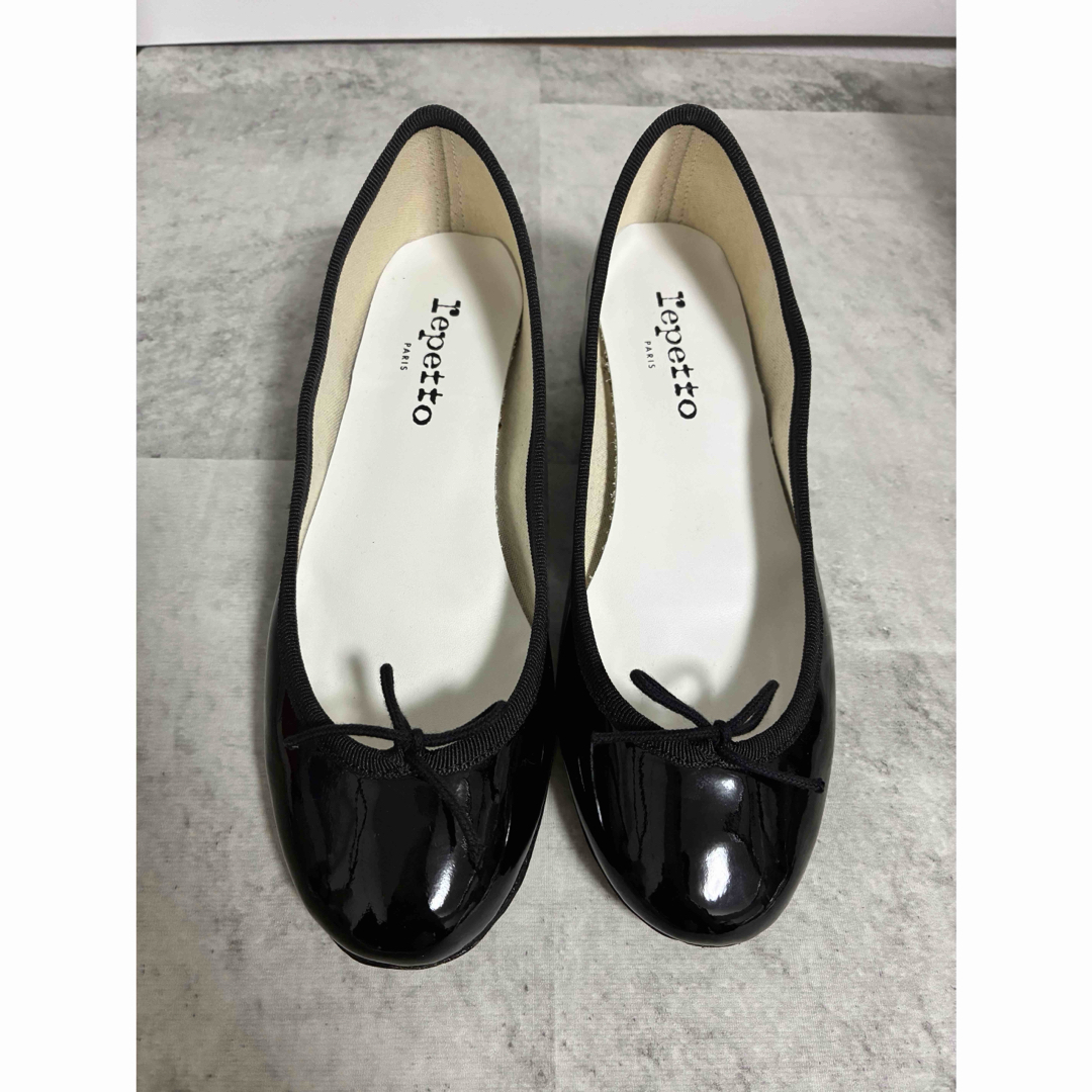 repetto(レペット)の超美品 レペット カミーユ ブラック エナメル バレエシューズ Repetto レディースの靴/シューズ(バレエシューズ)の商品写真