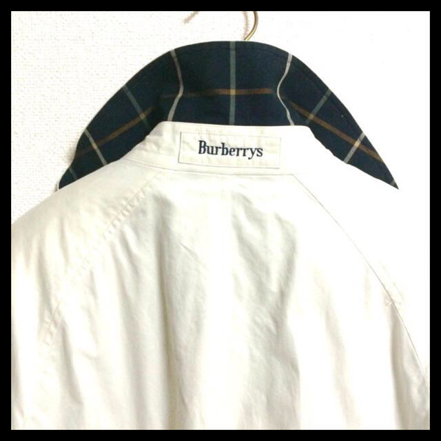 BURBERRY(バーバリー)の美品★BURBERRY スプリングコート レディースのジャケット/アウター(スプリングコート)の商品写真