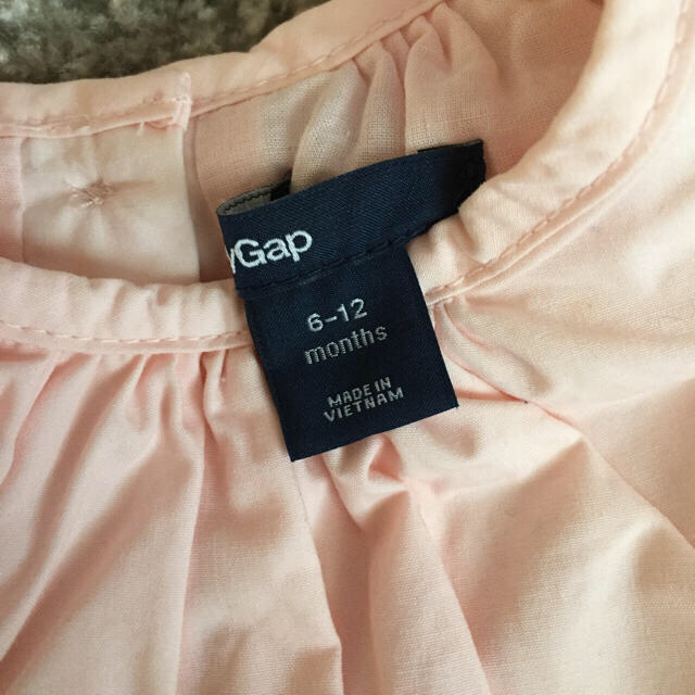 babyGAP(ベビーギャップ)の《✳︎YUI✳︎様専用》GAP・sweetワンピース2枚 キッズ/ベビー/マタニティのベビー服(~85cm)(ワンピース)の商品写真