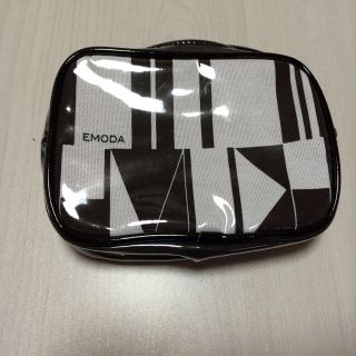 エモダ(EMODA)のEMODA 化粧ポーチ(ポーチ)
