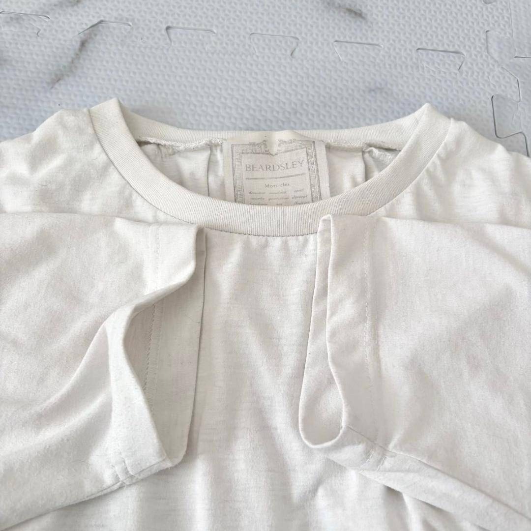 BEARDSLEY(ビアズリー)のBEARDSLEY 後ろプリーツユルTシャツ ホワイト ビアズリー 洗える レディースのトップス(カットソー(長袖/七分))の商品写真