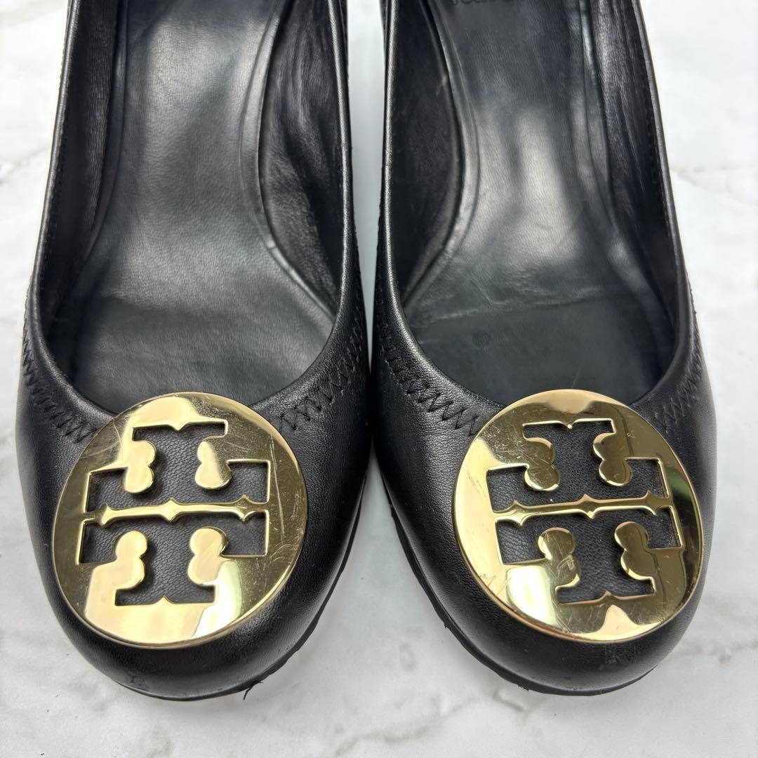 Tory Burch(トリーバーチ)の【大人気】TORY BURCH ブラック ヒール パンプス 6.5 23.5 レディースの靴/シューズ(ハイヒール/パンプス)の商品写真