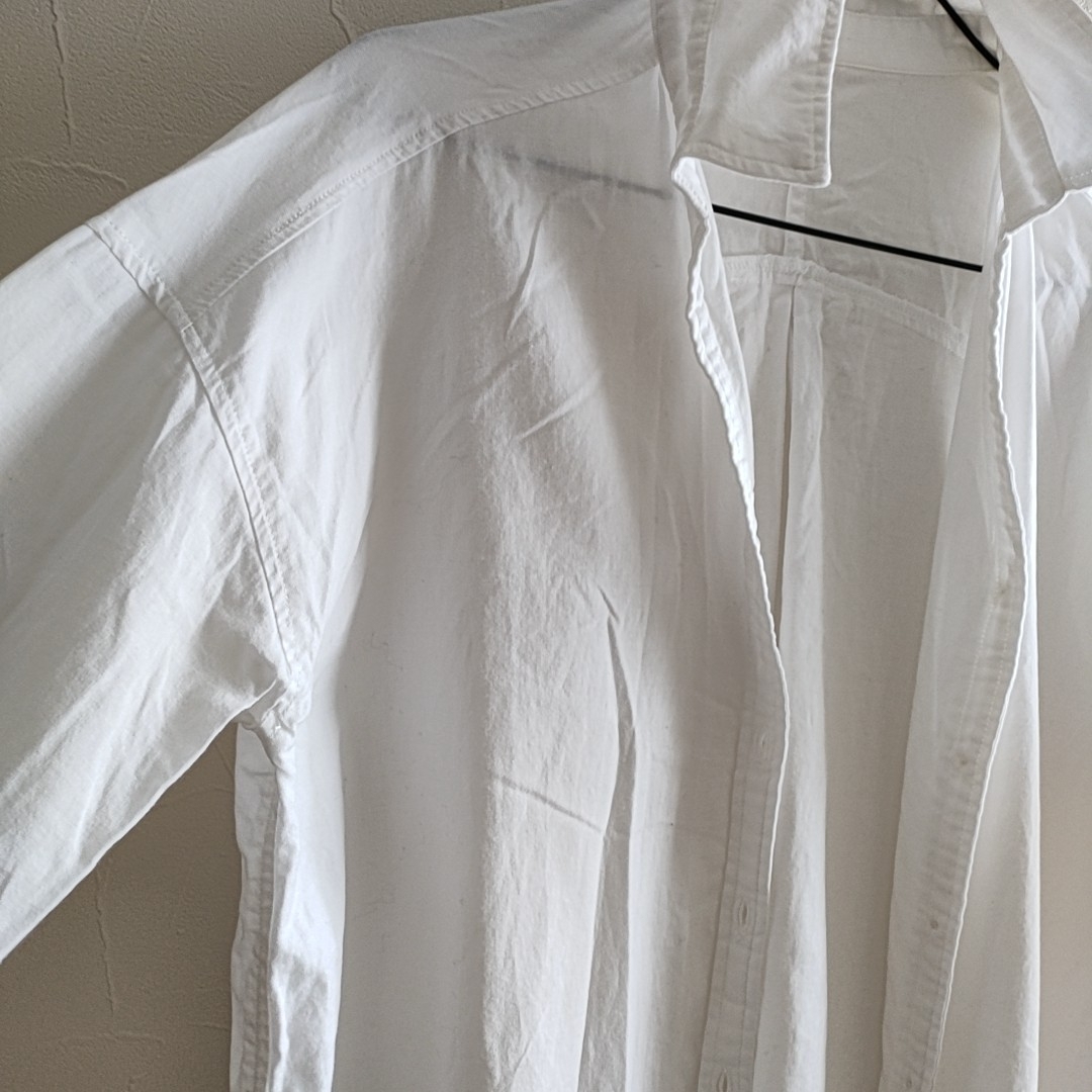 earth music & ecology(アースミュージックアンドエコロジー)のearth music ecology 七分袖 白シャツ レディースのトップス(シャツ/ブラウス(長袖/七分))の商品写真