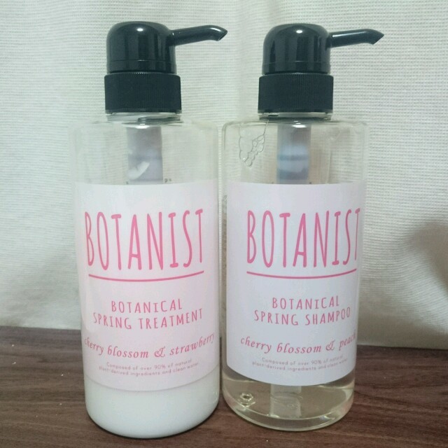 BOTANIST(ボタニスト)のボタニスト モイスト スプリング コスメ/美容のヘアケア/スタイリング(シャンプー)の商品写真