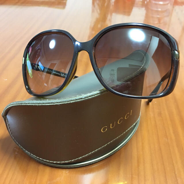 Gucci(グッチ)のGUCCI サングラス レディースのファッション小物(サングラス/メガネ)の商品写真