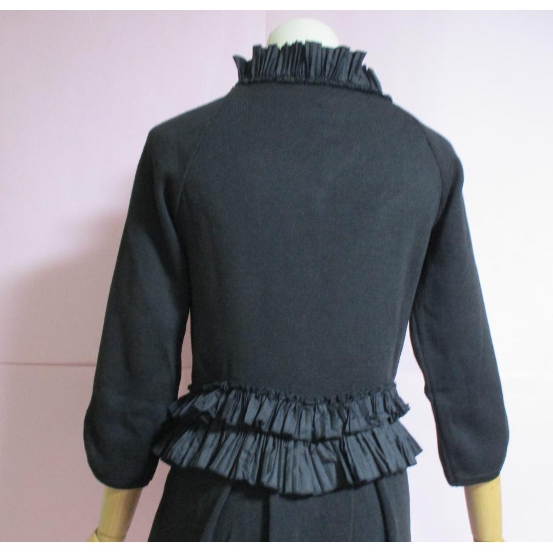 【JIELINNA】ニットコート カーディガン フリルトリム フラワーモチーフ レディースのジャケット/アウター(ニットコート)の商品写真