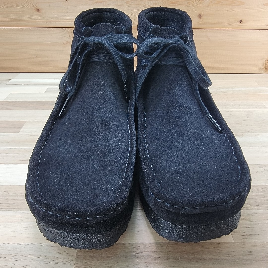 Clarks(クラークス)のクラークス ワラビー ブラック スエード UK11 29cm メンズの靴/シューズ(スリッポン/モカシン)の商品写真