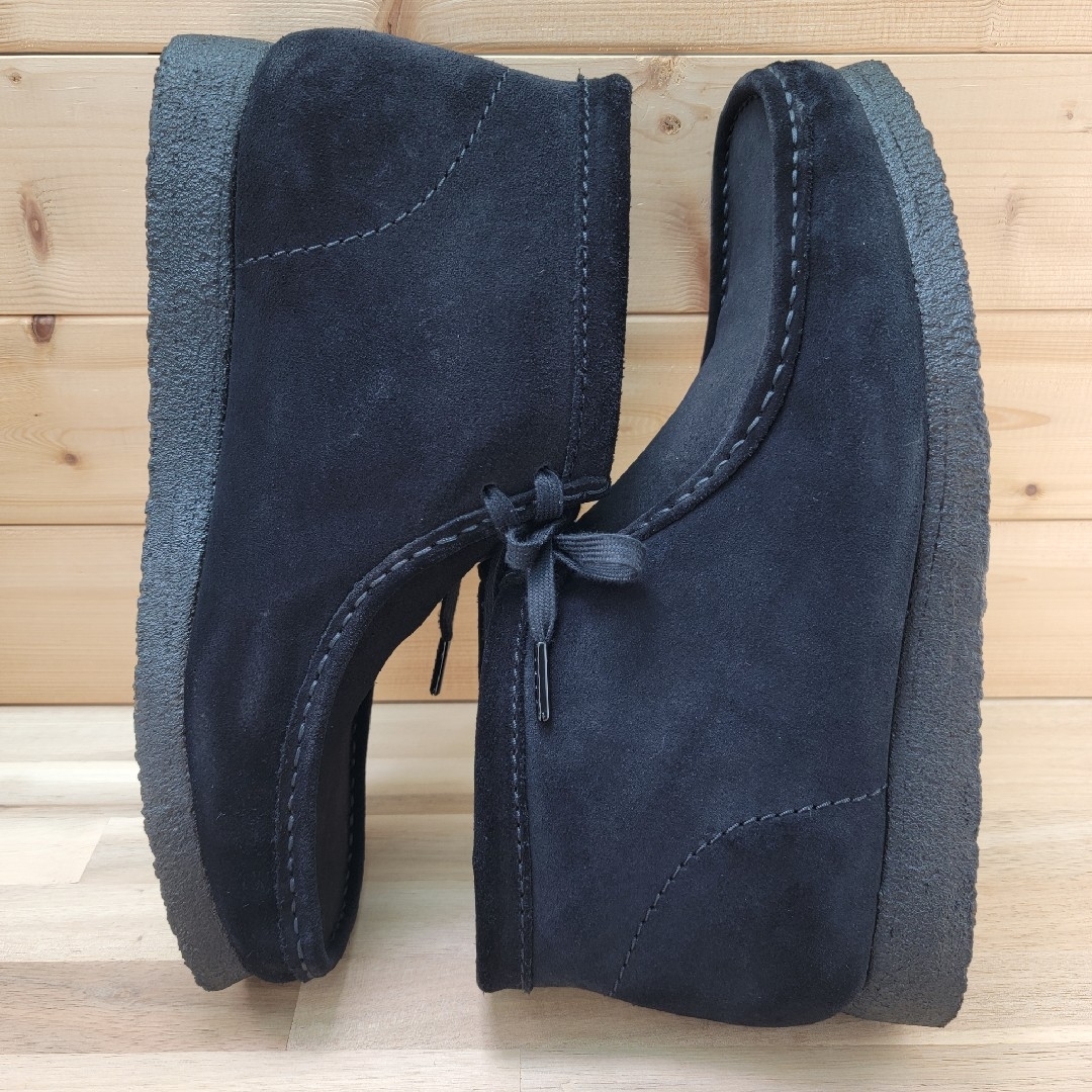 Clarks(クラークス)のクラークス ワラビー ブラック スエード UK11 29cm メンズの靴/シューズ(スリッポン/モカシン)の商品写真