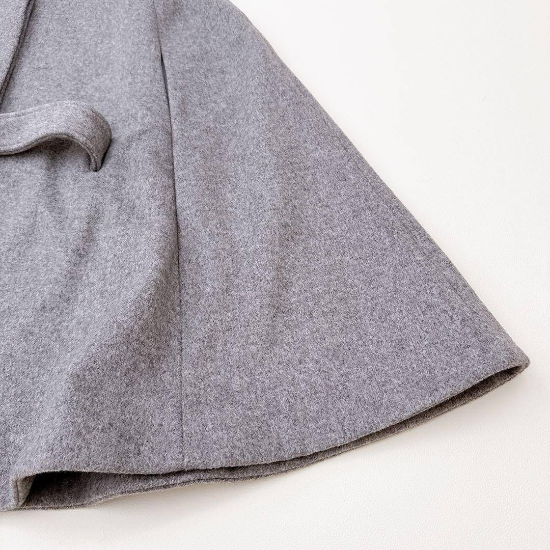 maison de dolce. ドルチェ ケープコート ポンチョ グレー レディースのジャケット/アウター(ポンチョ)の商品写真