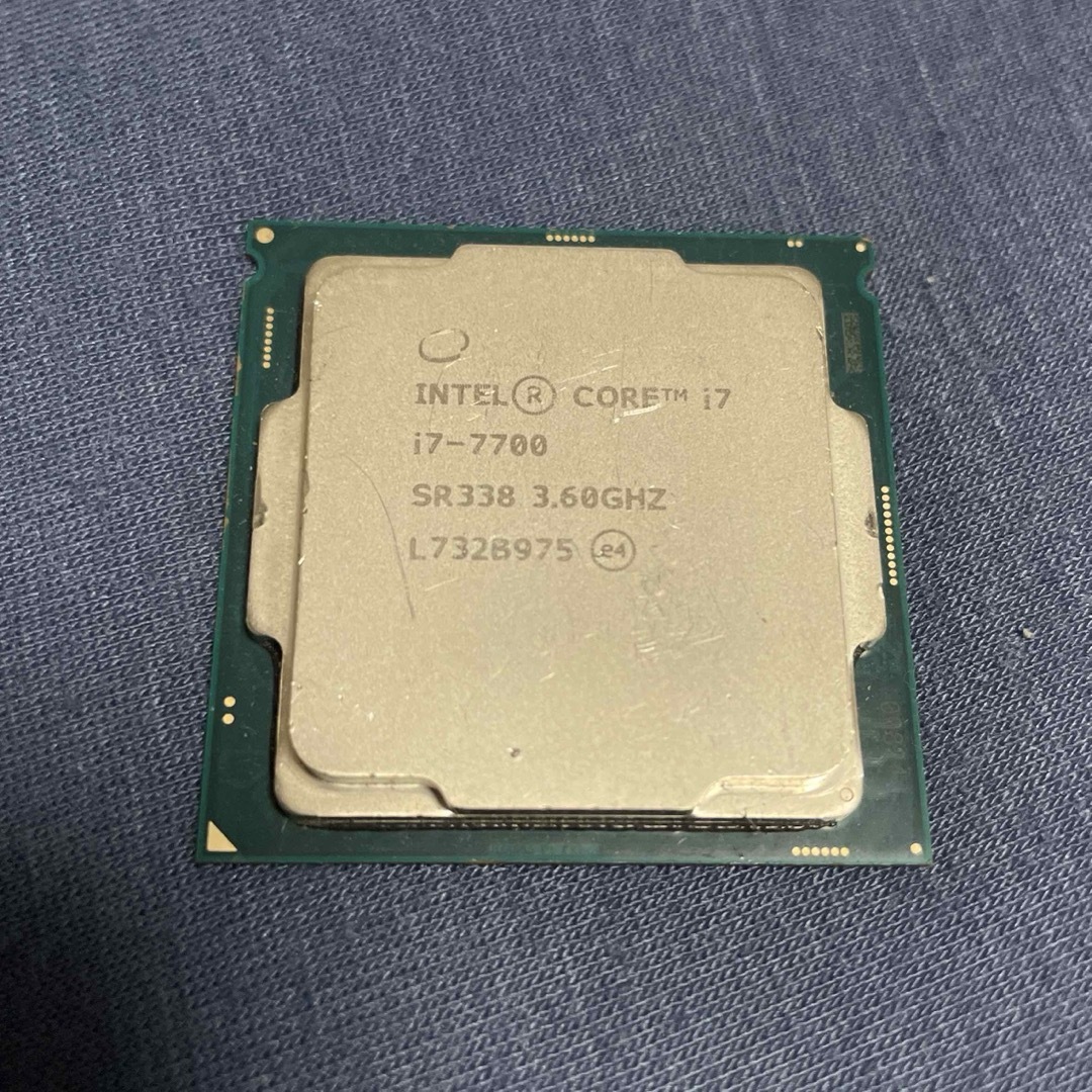 intel(インテル)のIntel core i7 7700 動作確認済み デスクトップCPU スマホ/家電/カメラのPC/タブレット(PCパーツ)の商品写真