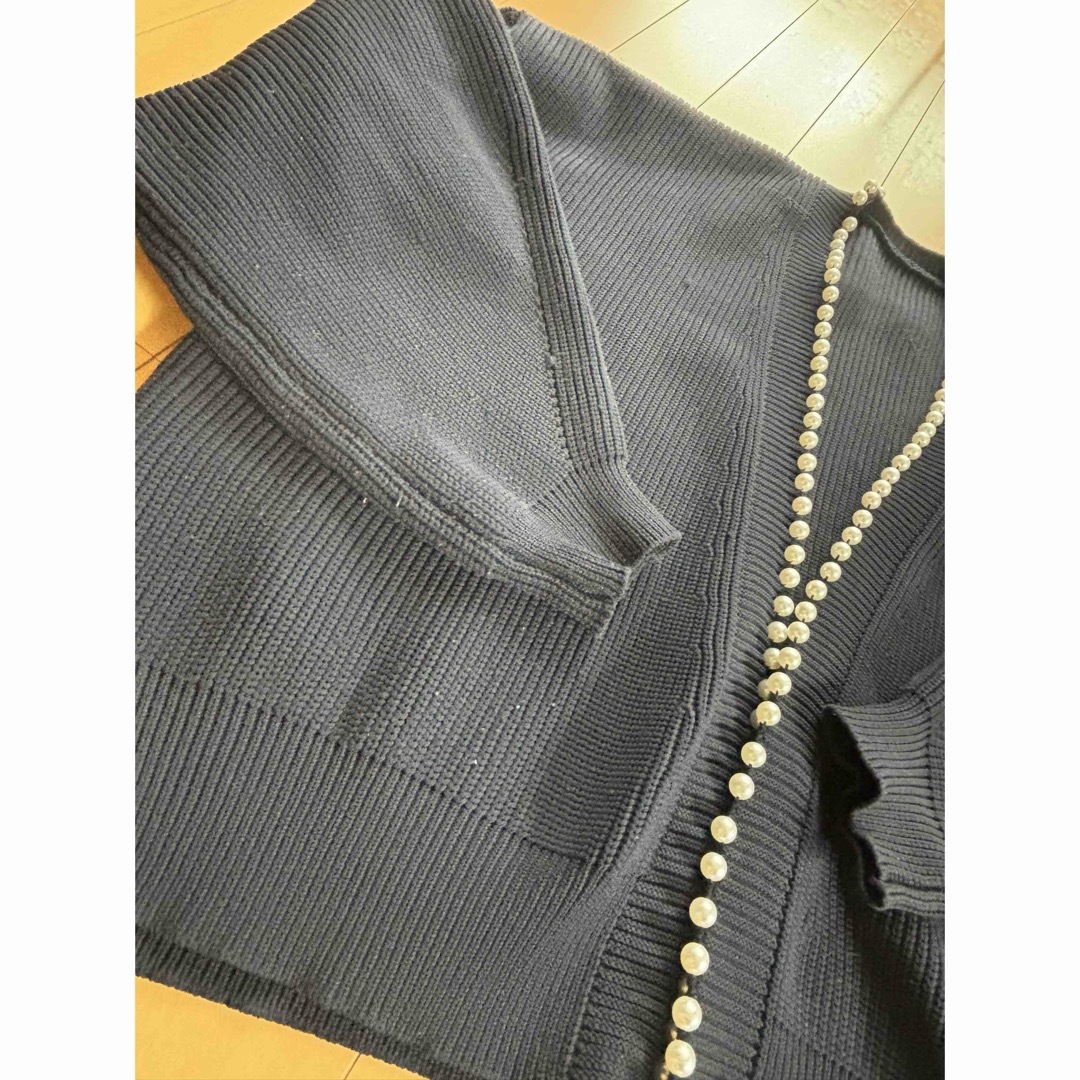 titivate(ティティベイト)のtitivate パールデザインニットカーディガン レディースのトップス(カーディガン)の商品写真