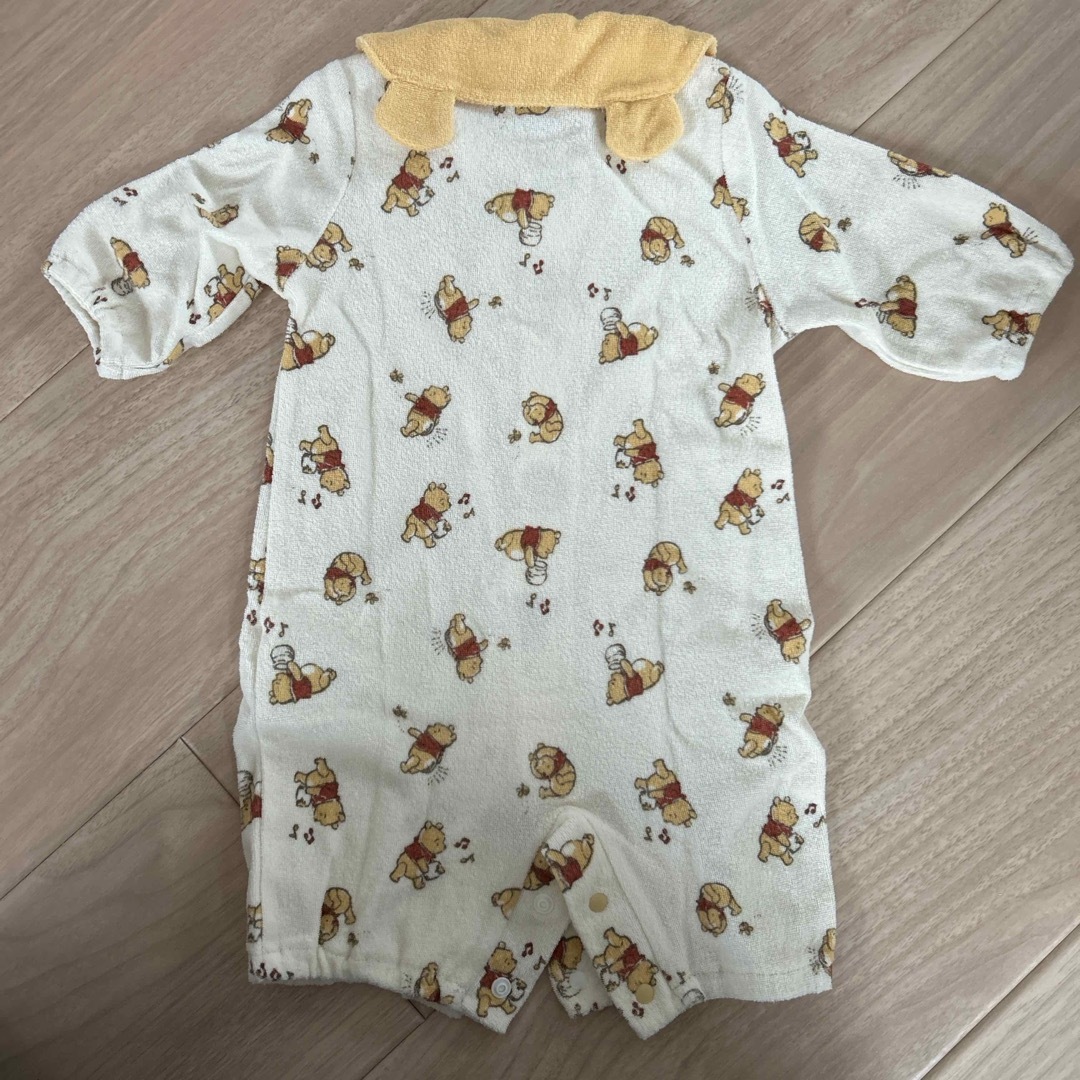 ロンパース プーさん 50〜60センチ 長袖 キッズ/ベビー/マタニティのベビー服(~85cm)(ロンパース)の商品写真