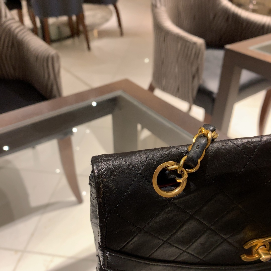 CHANEL(シャネル)の◎本物 美品  CHANEL ハーフムーン マトラッセ チェーンショルダーバッグ レディースのバッグ(ショルダーバッグ)の商品写真