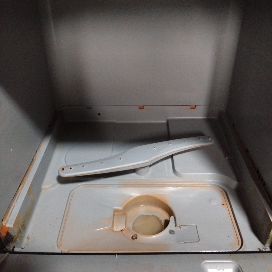 アイリスオーヤマ(アイリスオーヤマ)のアイリスオーヤマ 食器洗い乾燥機 ISHT-5000-W スマホ/家電/カメラの生活家電(食器洗い機/乾燥機)の商品写真