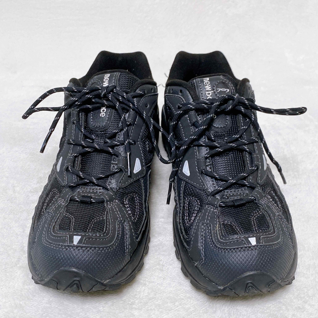 New Balance(ニューバランス)の希少 美品 ニューバランス ML703 オールブラック 26.5cm 黒 廃盤品 メンズの靴/シューズ(スニーカー)の商品写真