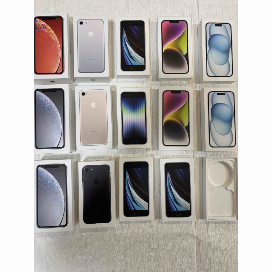 iPhone(アイフォーン)のiPhone純正箱 14個セット(歴代モデル)/保管良好 スマホ/家電/カメラのスマホアクセサリー(iPhoneケース)の商品写真