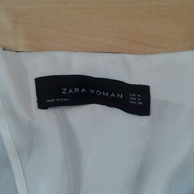 ZARA(ザラ)のZARA　スカーフ柄ジレ レディースのトップス(ベスト/ジレ)の商品写真