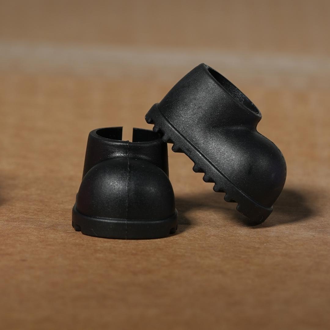 ラブブ labubu きせかえ衣装 黒コーデ 革ジャン風 セット6点セット エンタメ/ホビーのおもちゃ/ぬいぐるみ(キャラクターグッズ)の商品写真