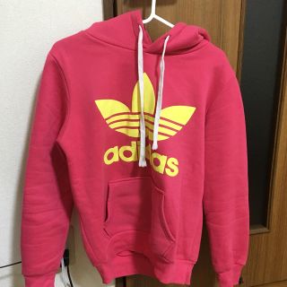 アディダス(adidas)のadidas パーカー(パーカー)