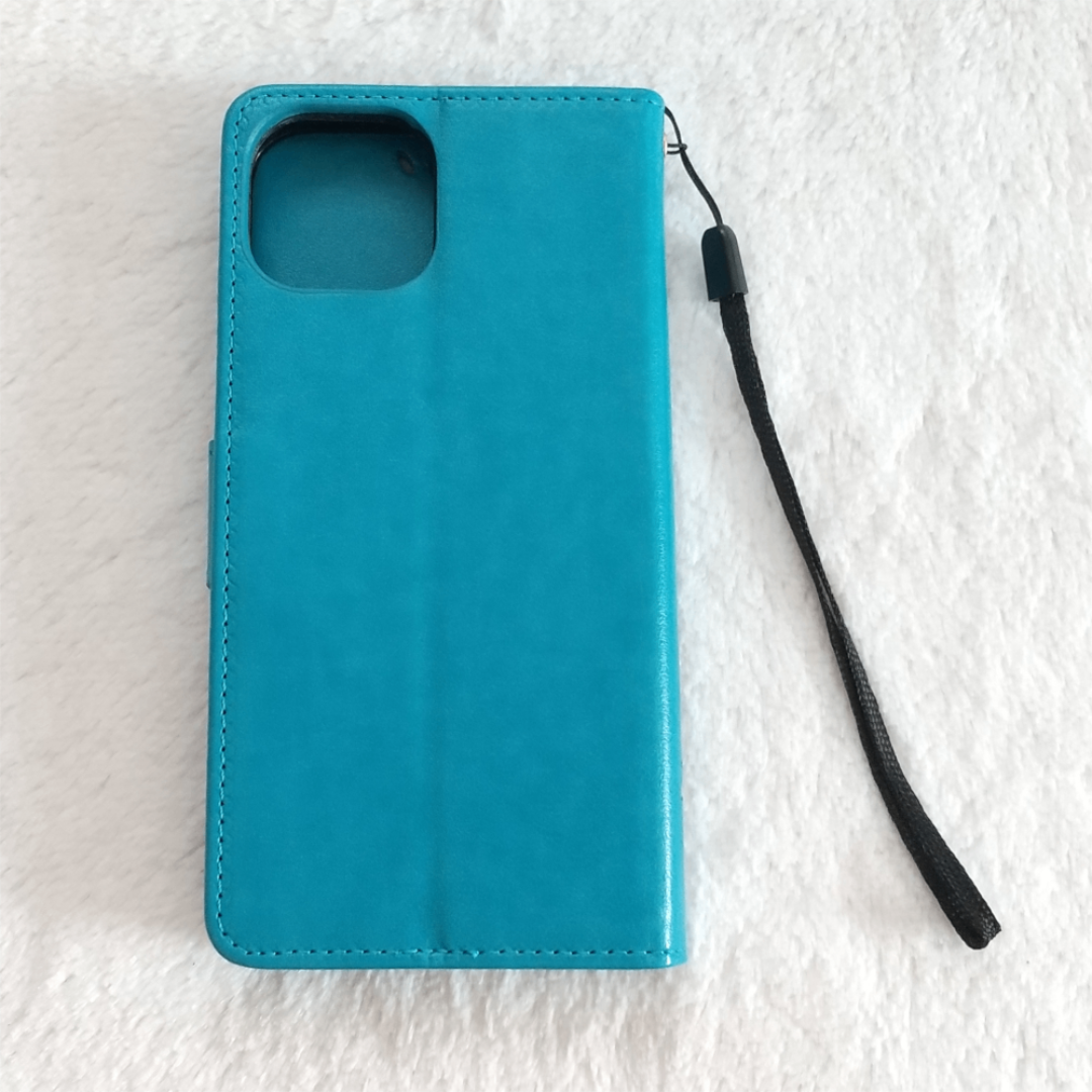 かわいい 蝶 手帳型 iPhone13 iPhoneケース 水色 スマホ/家電/カメラのスマホアクセサリー(iPhoneケース)の商品写真