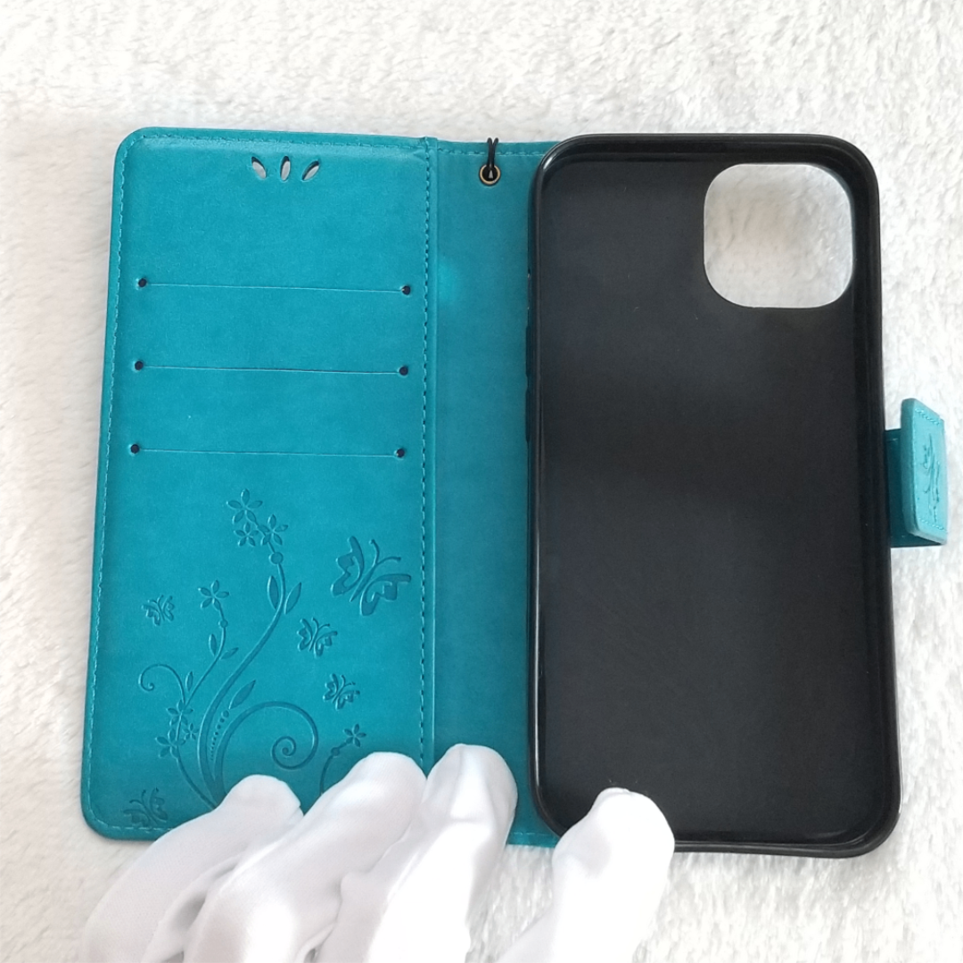 かわいい 蝶 手帳型 iPhone13 iPhoneケース 水色 スマホ/家電/カメラのスマホアクセサリー(iPhoneケース)の商品写真